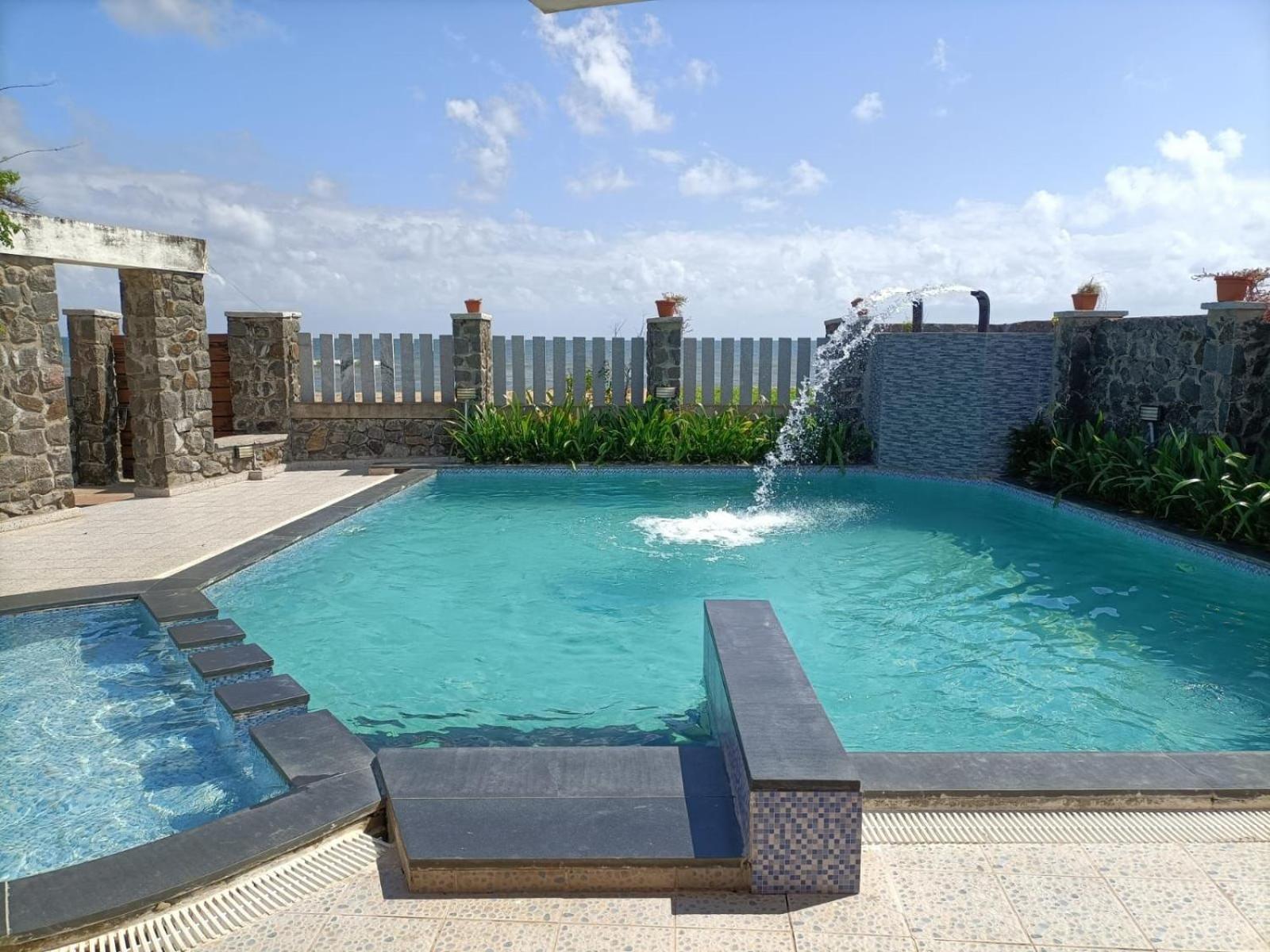 Barefootbay - Villa With Private Beach Access Chennai Ngoại thất bức ảnh